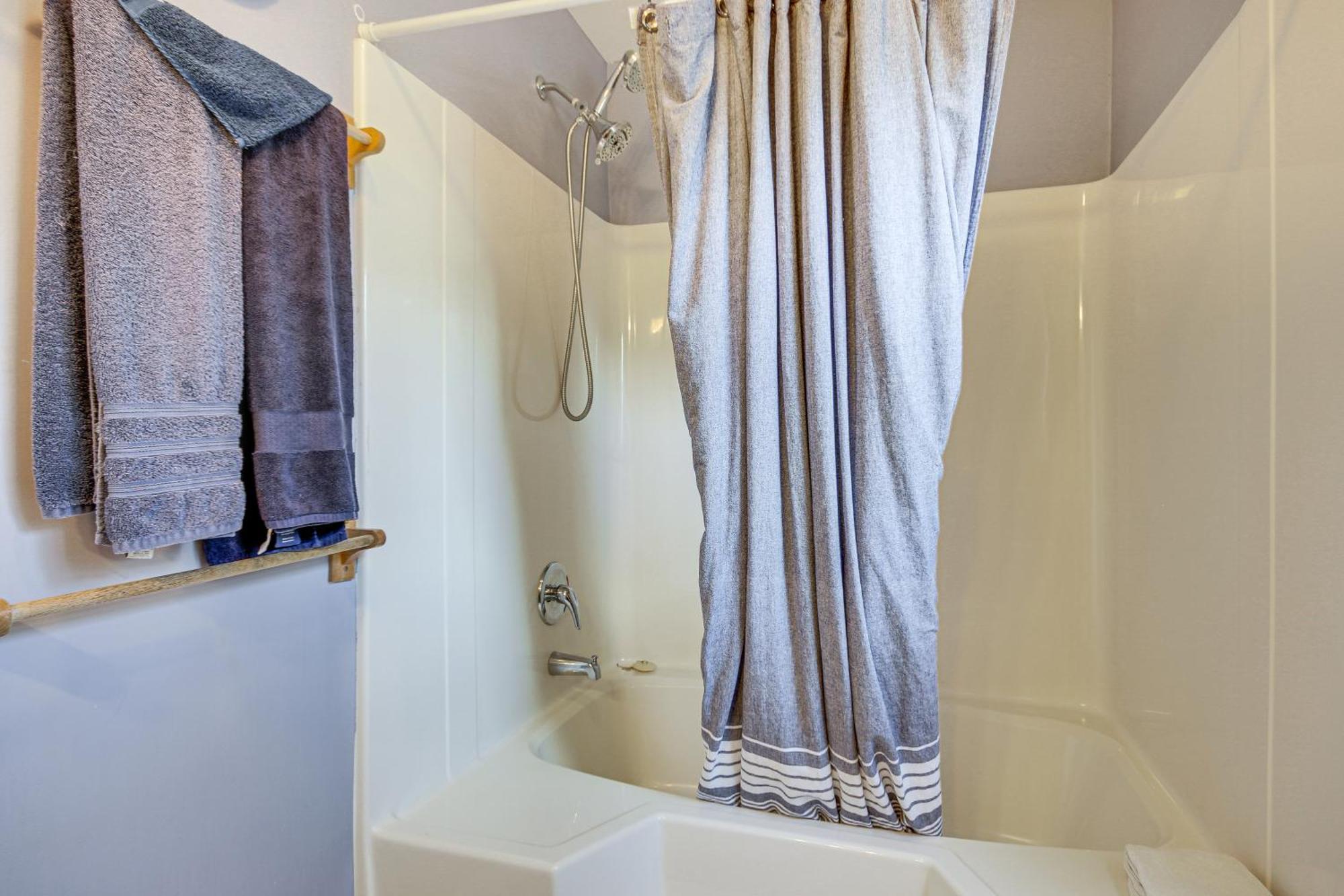 Pet-Friendly Lakehouse View Tower And Fire Pit! Lake Murray Shores Экстерьер фото